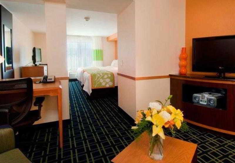 Fairfield Inn & Suites By Marriott Austin Parmer Tech Ridge Eksteriør billede
